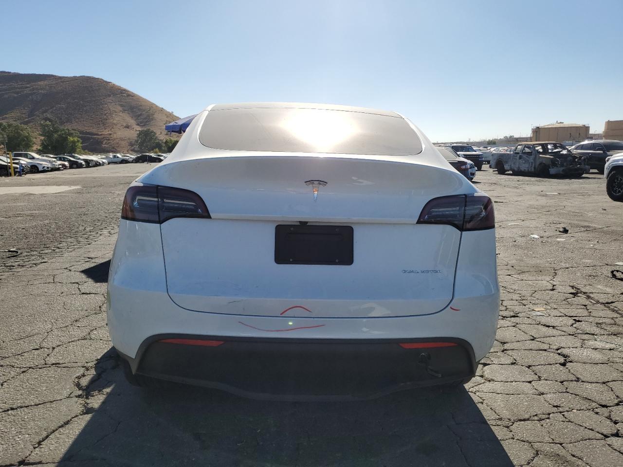 7SAYGDEE2PF790118 2023 TESLA MODEL Y - Image 6