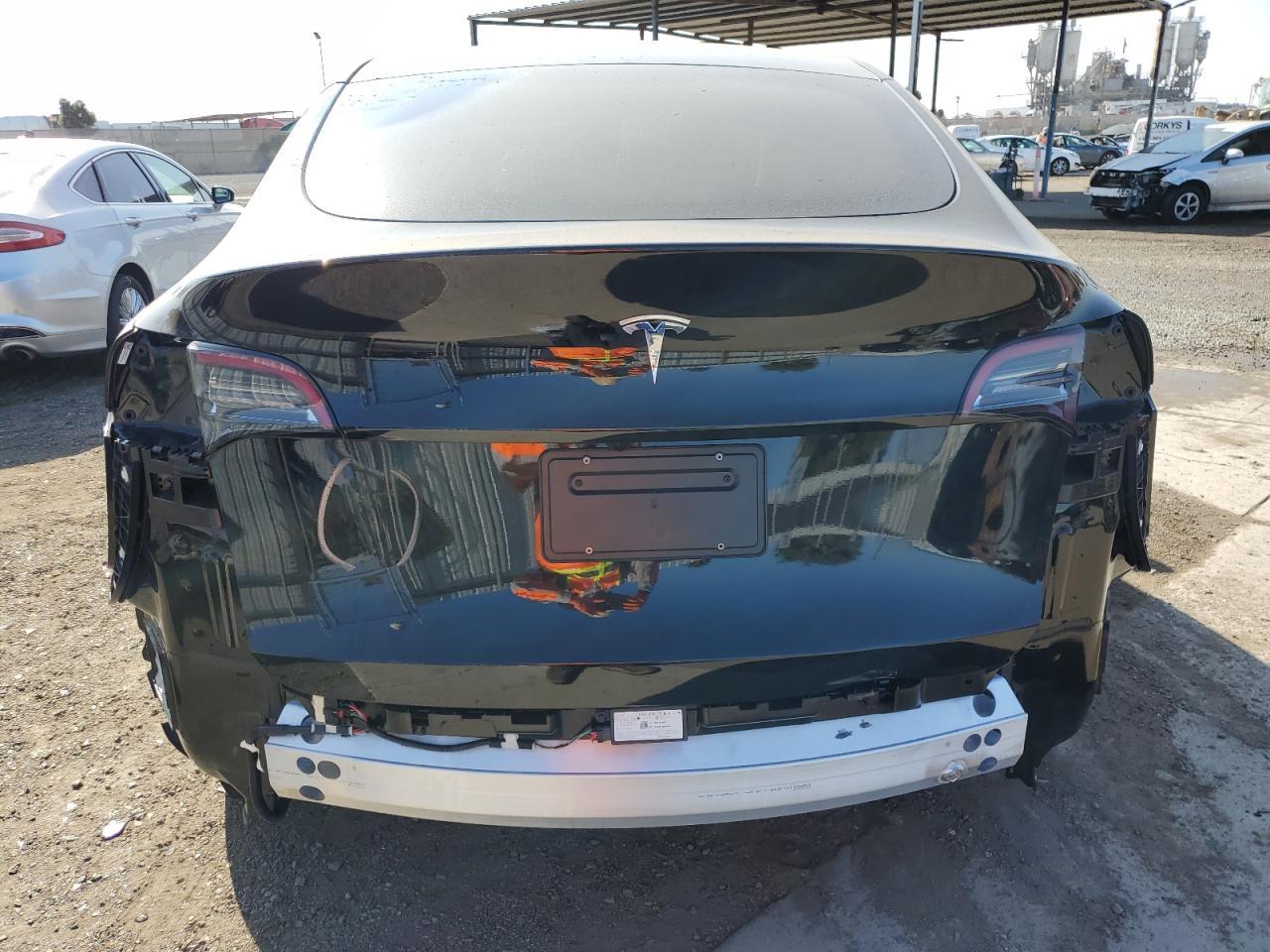 7SAYGDED6RF098650 2024 TESLA MODEL Y - Image 6