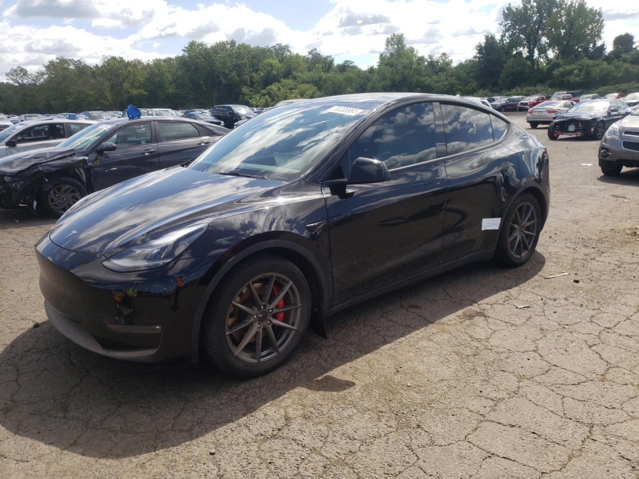 5YJYGDEFXMF182770 2021 TESLA MODEL Y - Image 1