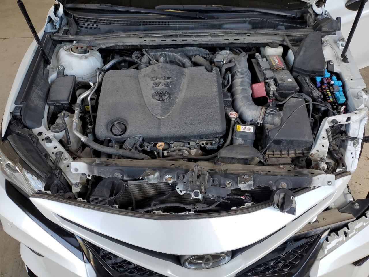 4T1BZ1HK0JU005506 2018 TOYOTA CAMRY - Image 12