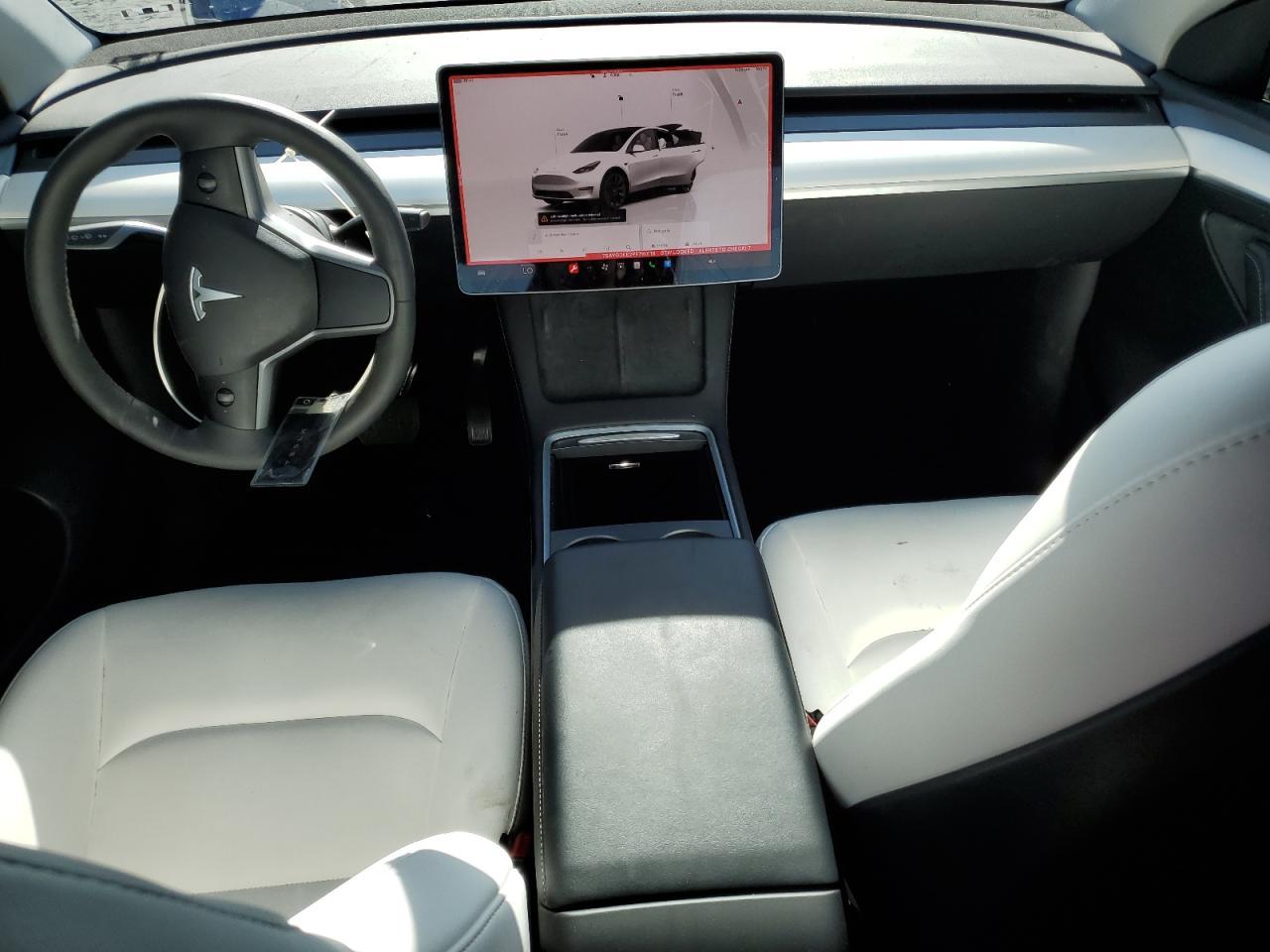 7SAYGDEE2PF790118 2023 TESLA MODEL Y - Image 8