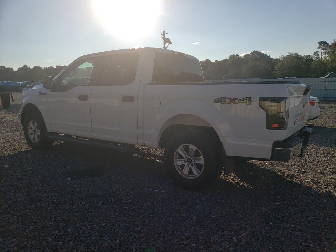 1FTEW1E42KKD30171 2019 FORD F-150 - Image 2