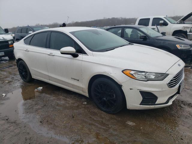 3FA6P0LU7KR207255 2019 FORD FUSION - Image 4