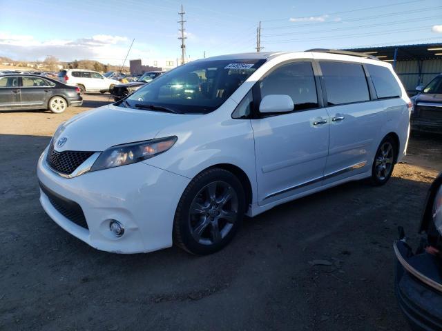 TOYOTA SIENNA