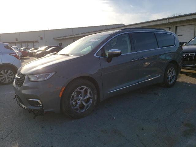 CHRYSLER PACIFICA