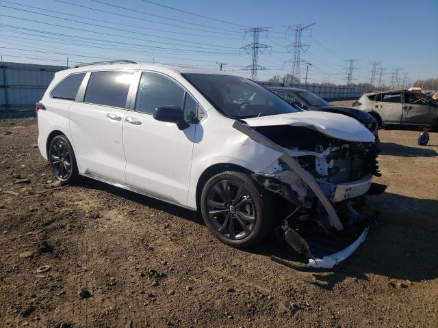 5TDDRKEC4NS075911 2022 TOYOTA SIENNA - Image 4