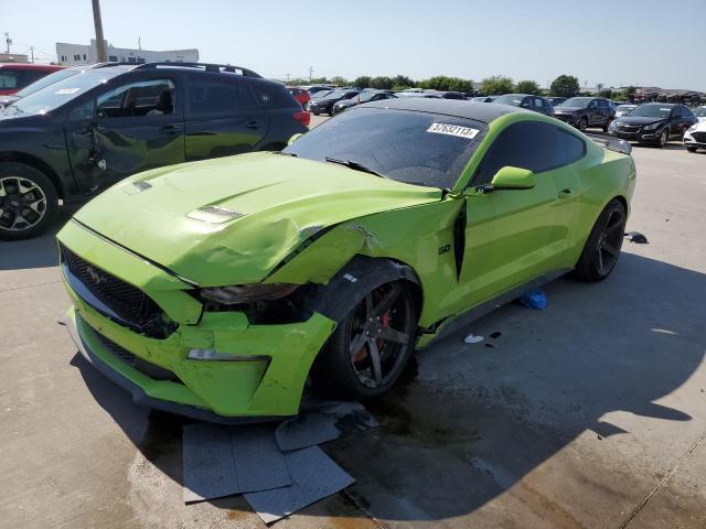 FORD MUSTANG