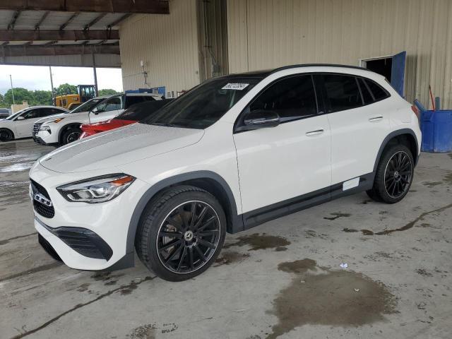 MERCEDES-BENZ GLA CLASS