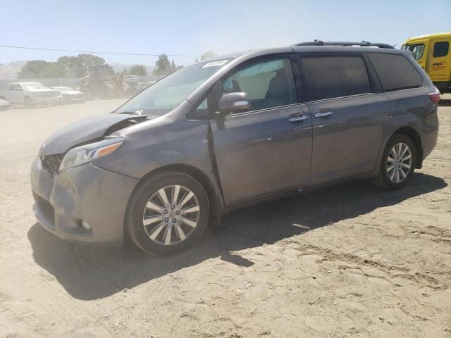 TOYOTA SIENNA