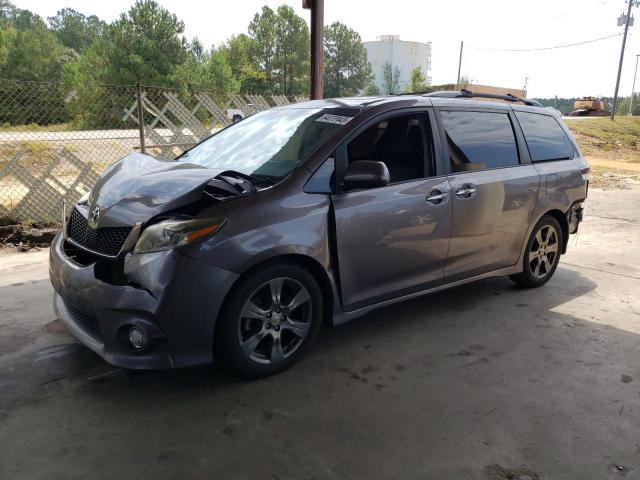 TOYOTA SIENNA