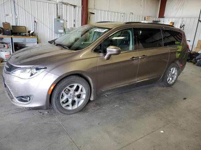 CHRYSLER PACIFICA