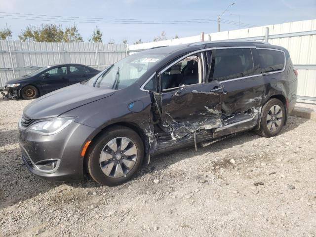 CHRYSLER PACIFICA