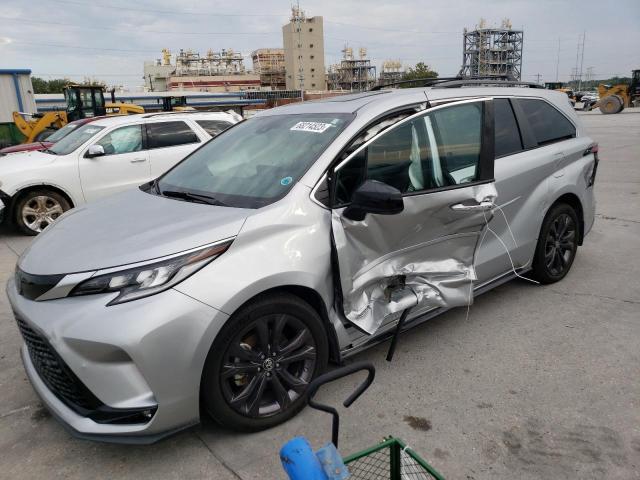 TOYOTA SIENNA