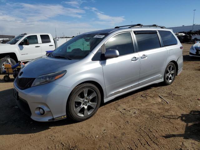 TOYOTA SIENNA