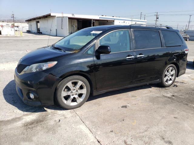 TOYOTA SIENNA