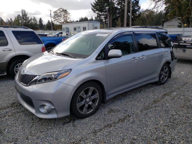 TOYOTA SIENNA