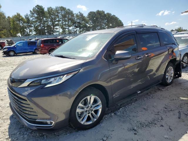 TOYOTA SIENNA