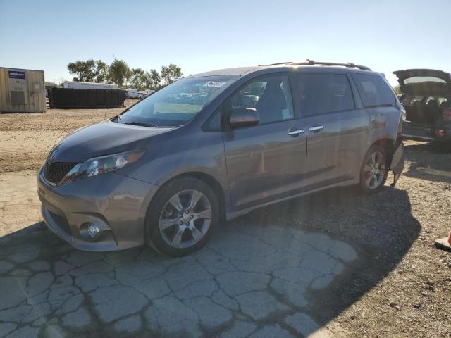 TOYOTA SIENNA