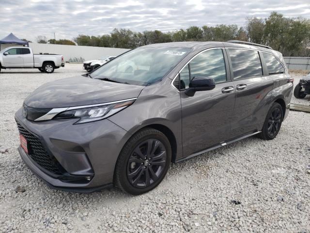 TOYOTA SIENNA