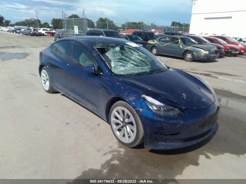 TESLA MODEL 3