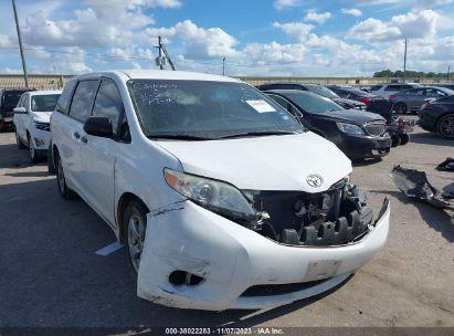 TOYOTA SIENNA