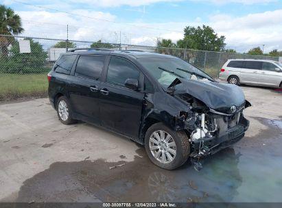 TOYOTA SIENNA