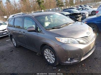 TOYOTA SIENNA