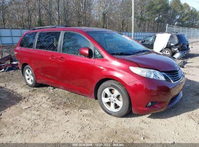 TOYOTA SIENNA