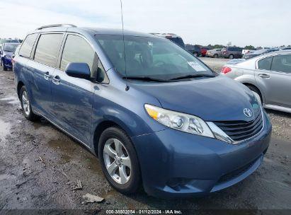 TOYOTA SIENNA