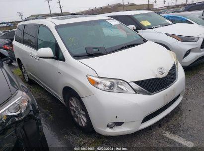 TOYOTA SIENNA