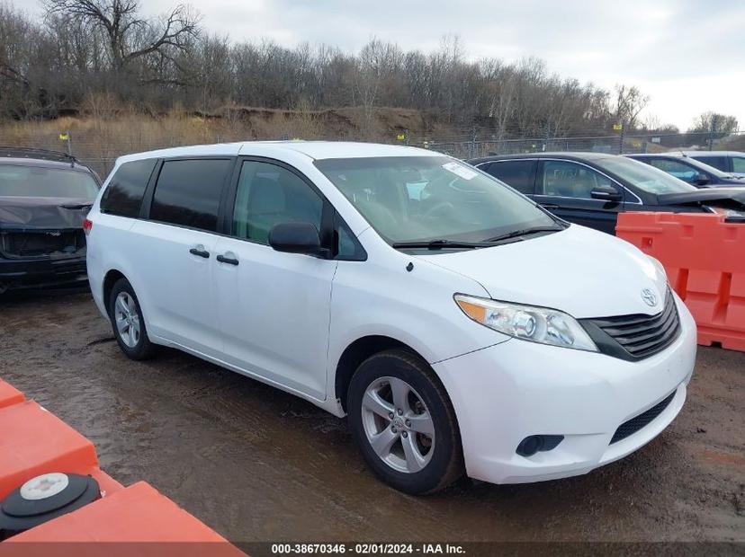 TOYOTA SIENNA