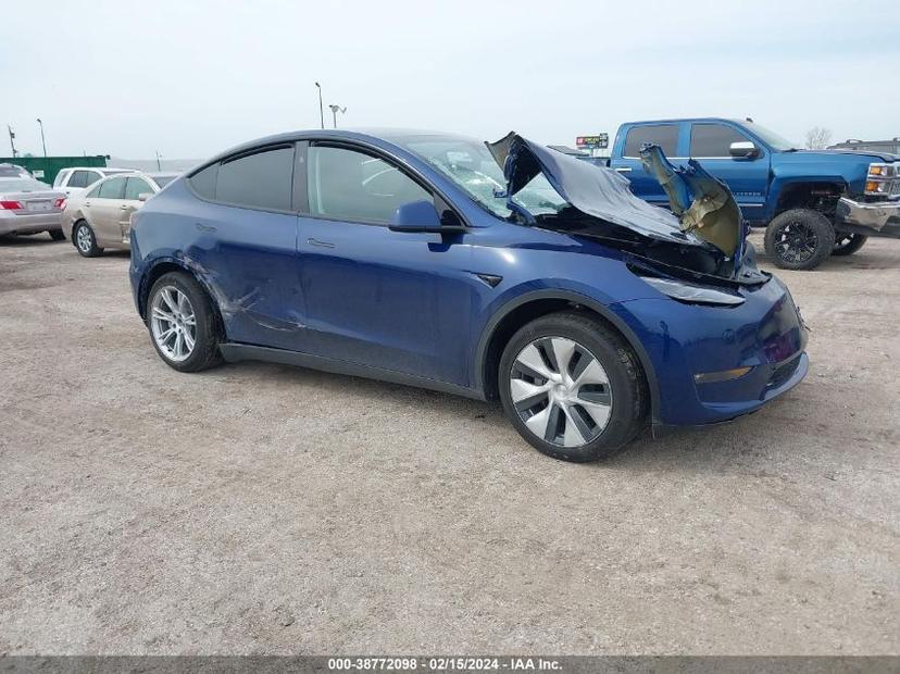 TESLA MODEL Y