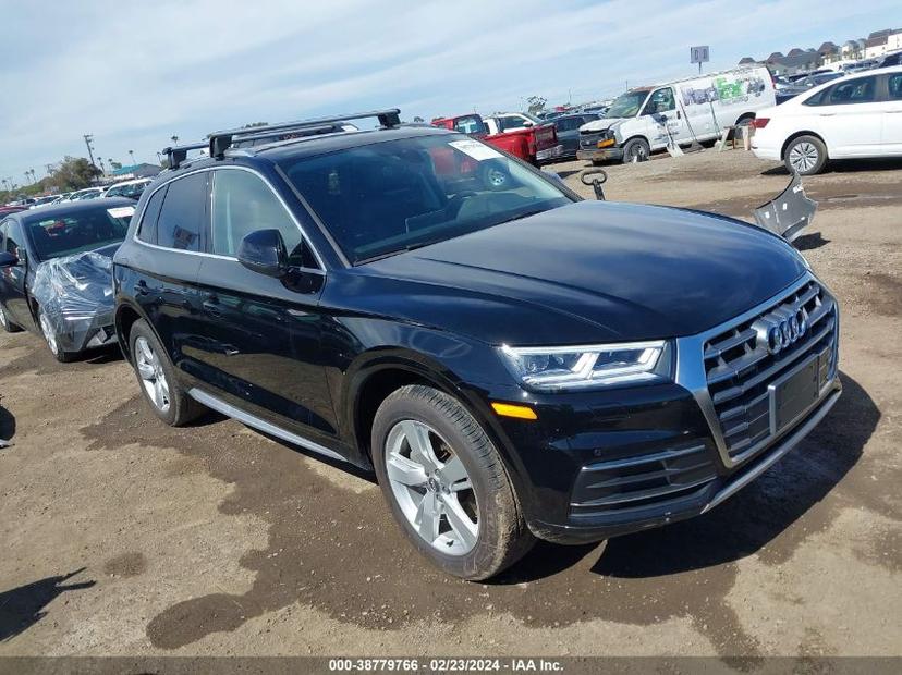 AUDI Q5