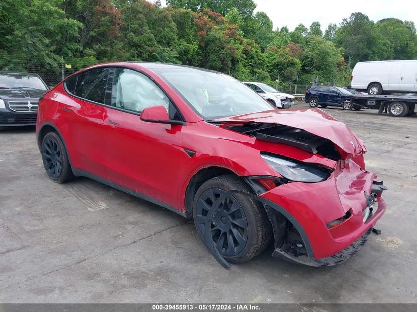 TESLA MODEL Y