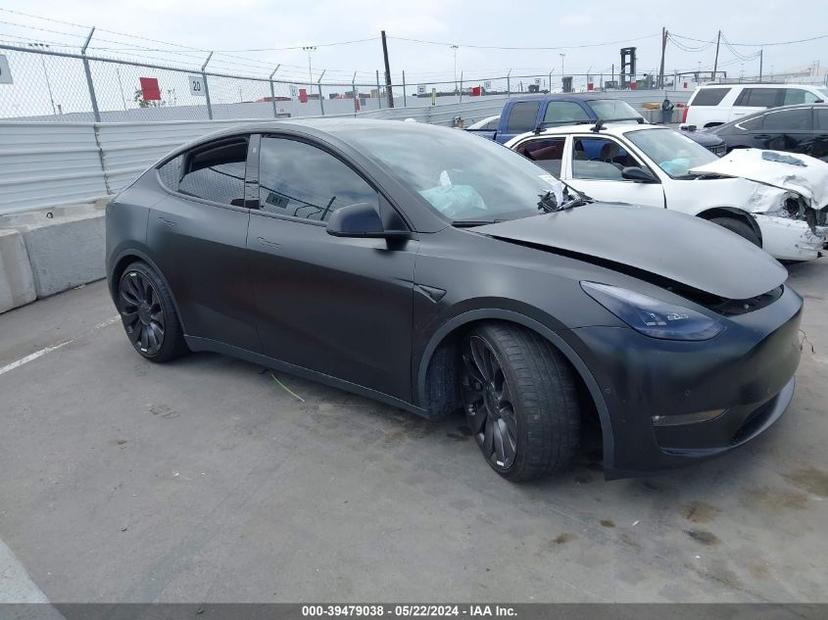 TESLA MODEL Y