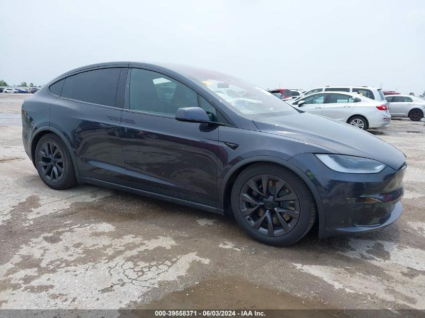 TESLA MODEL X