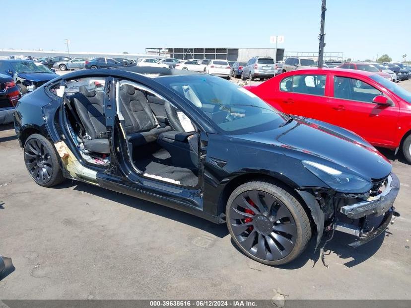 TESLA MODEL 3