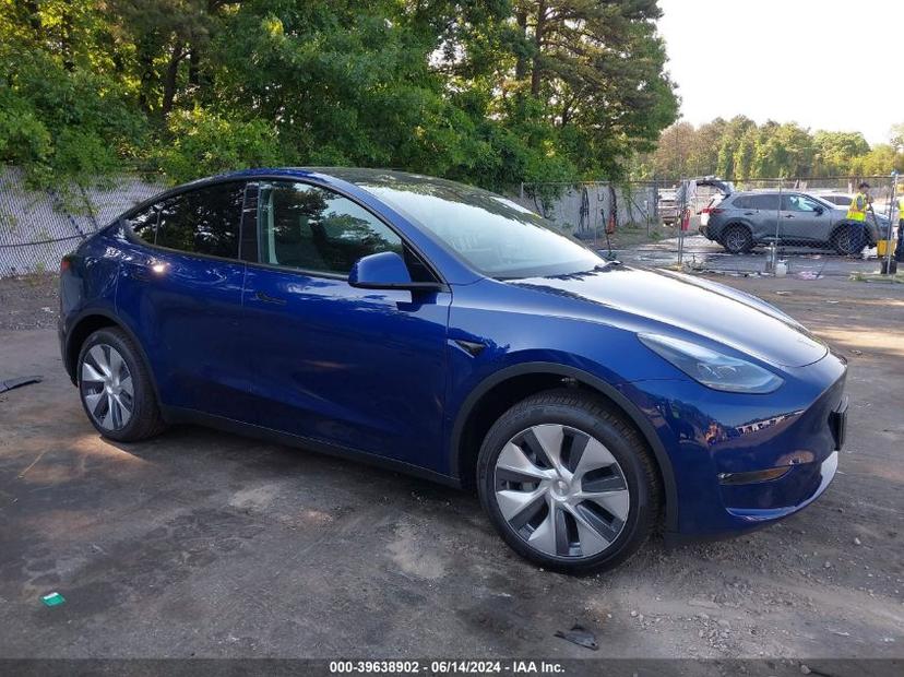 TESLA MODEL Y