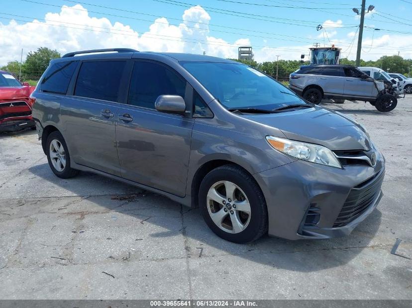 TOYOTA SIENNA