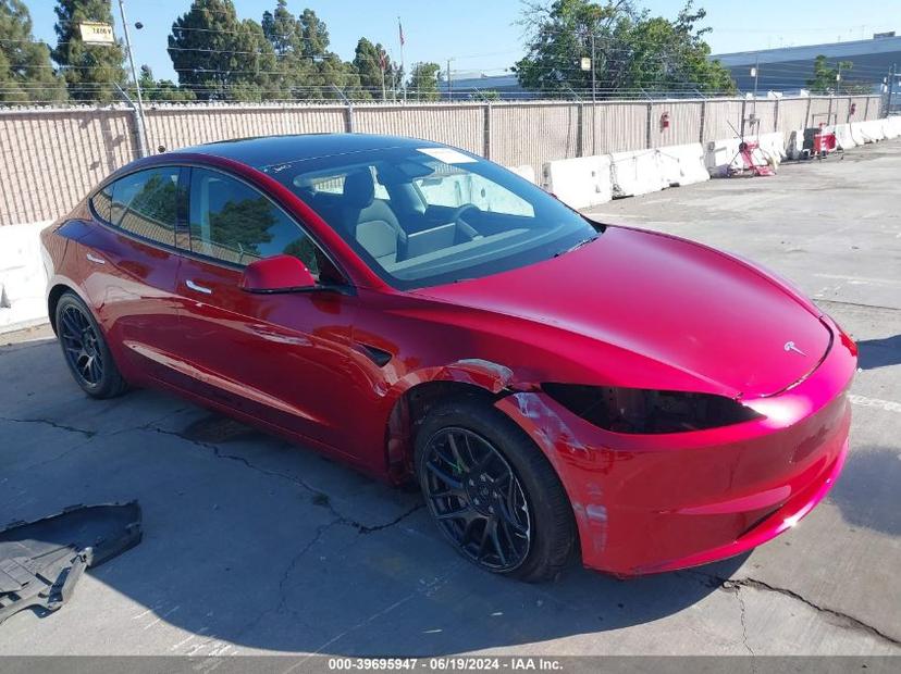 TESLA MODEL 3