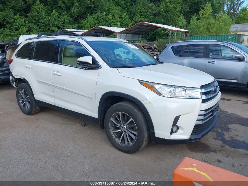 TOYOTA HIGHLANDER