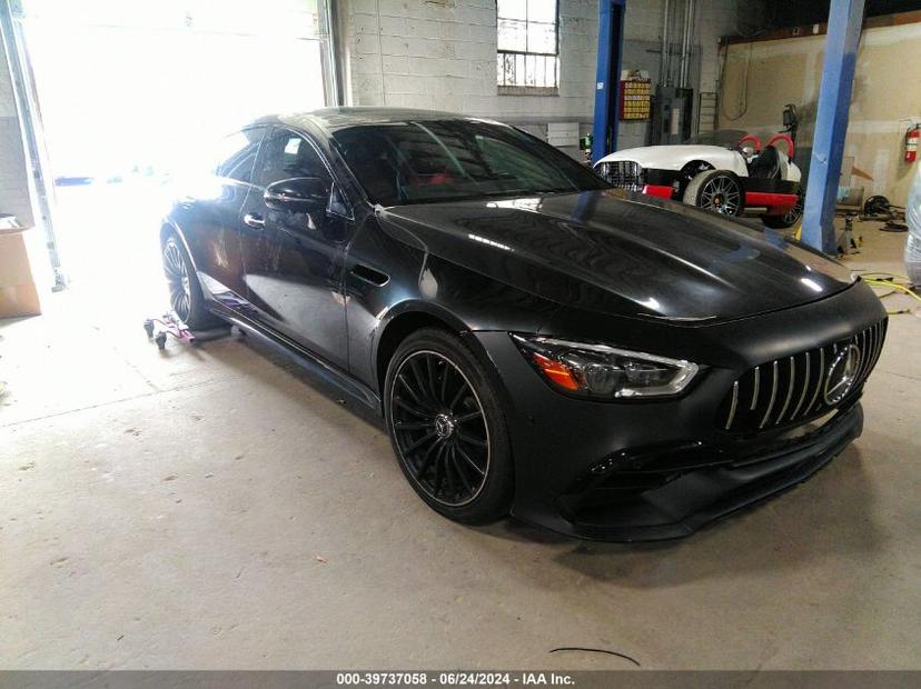 MERCEDES-BENZ AMG GT