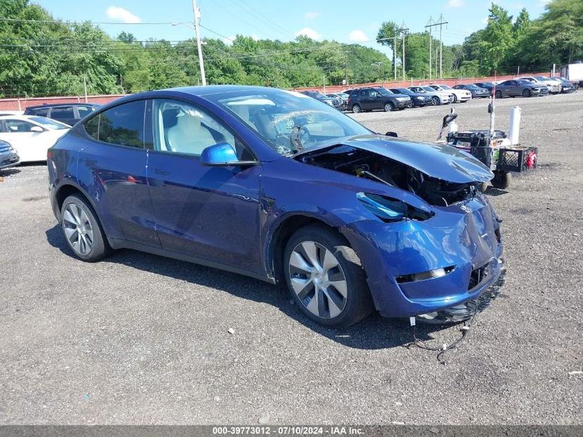 TESLA MODEL Y