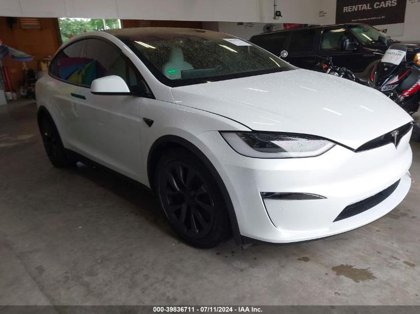 TESLA MODEL X