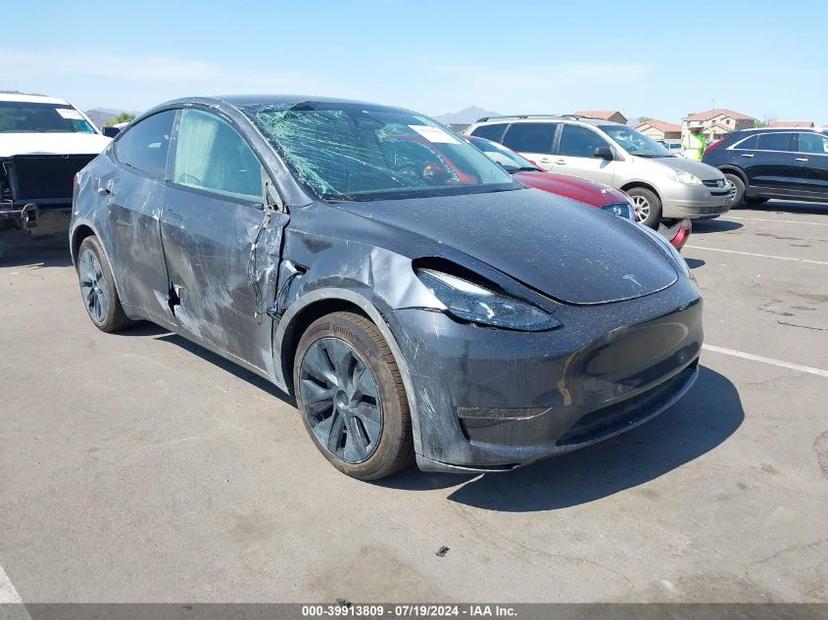 TESLA MODEL Y