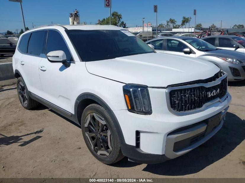 KIA TELLURIDE