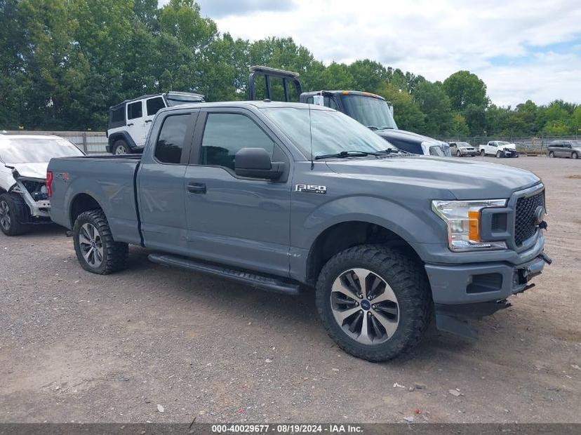 FORD F-150