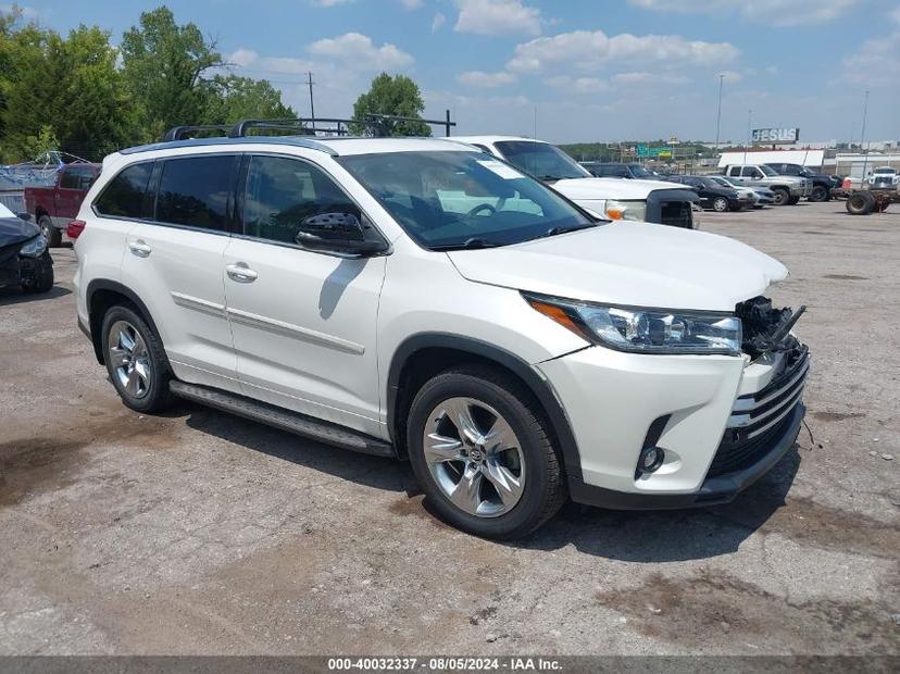 TOYOTA HIGHLANDER