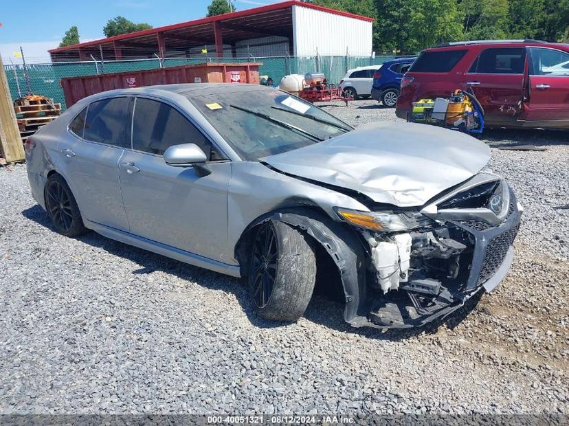 TOYOTA CAMRY