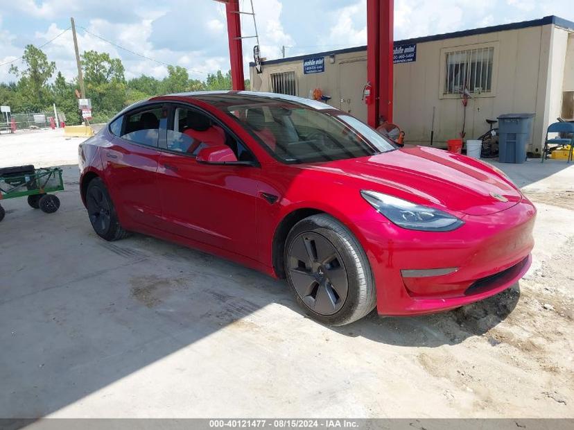 TESLA MODEL 3